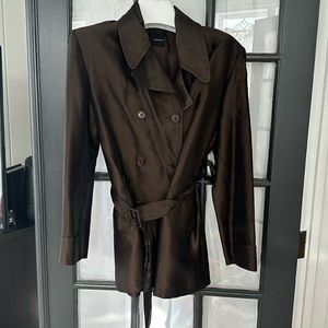 Essential Italy sateen brown double breasted belted short trench 🌿
